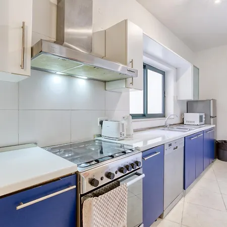 A Lovely 2br Just Off Spinola Bay By 360 Estates Apartmán *
