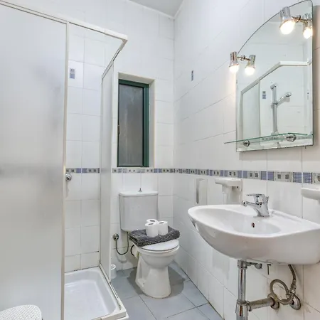 Apartmán A Lovely 2br Just Off Spinola Bay By 360 Estates