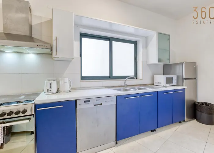 A Lovely 2br Just Off Spinola Bay By 360 Estates Апартаменты