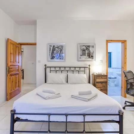 Appartement A Lovely 2br Just Off Spinola Bay By 360 Estates *