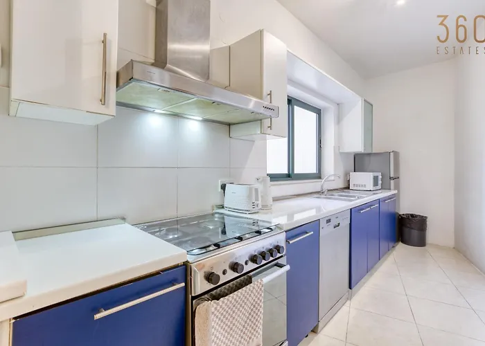 A Lovely 2br Just Off Spinola Bay By 360 Estates Apartament *