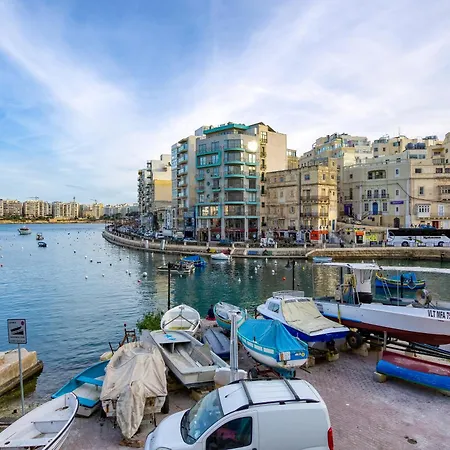 A Lovely 2br Just Off Spinola Bay By 360 Estates