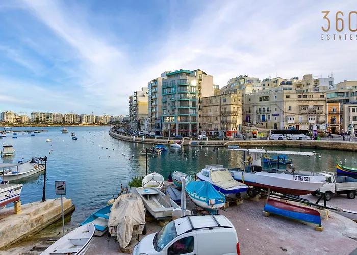 A Lovely 2br Just Off Spinola Bay By 360 Estates